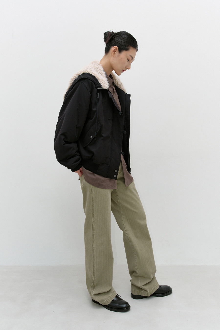 Insilence - W N-2B Pilot Parka (Black) product image 2 | TRAB K-Fashion Australia