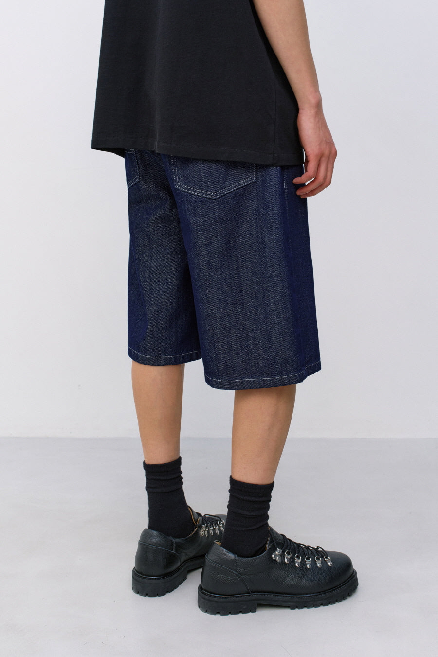 Insilence - Rinsed Bermuda Shorts (Rinsed) product image 5 | TRAB K-Fashion Australia