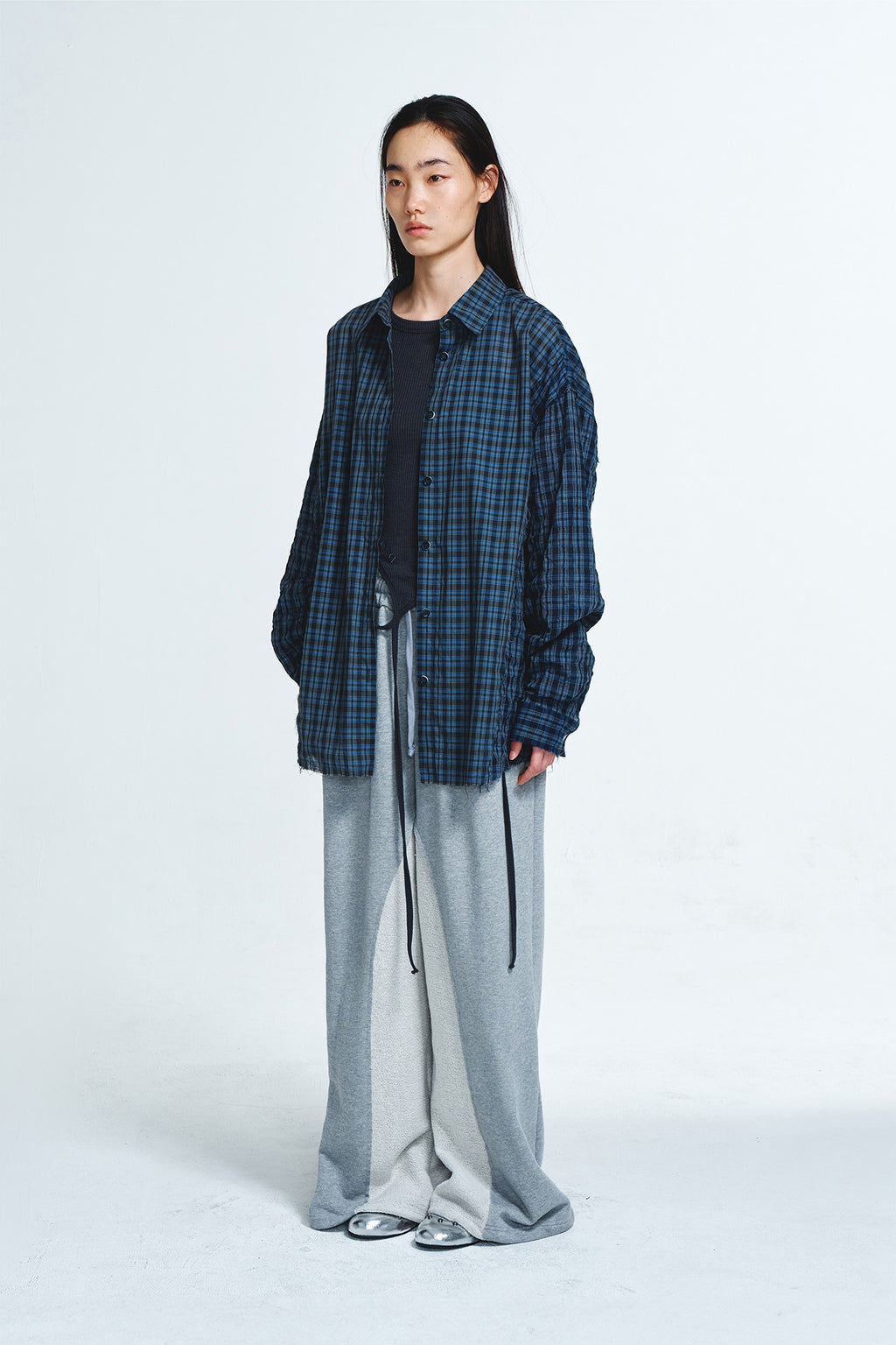 Deinet - Checkered Point Overfit Shirt (Navy) product image 2 | TRAB K-Fashion Australia