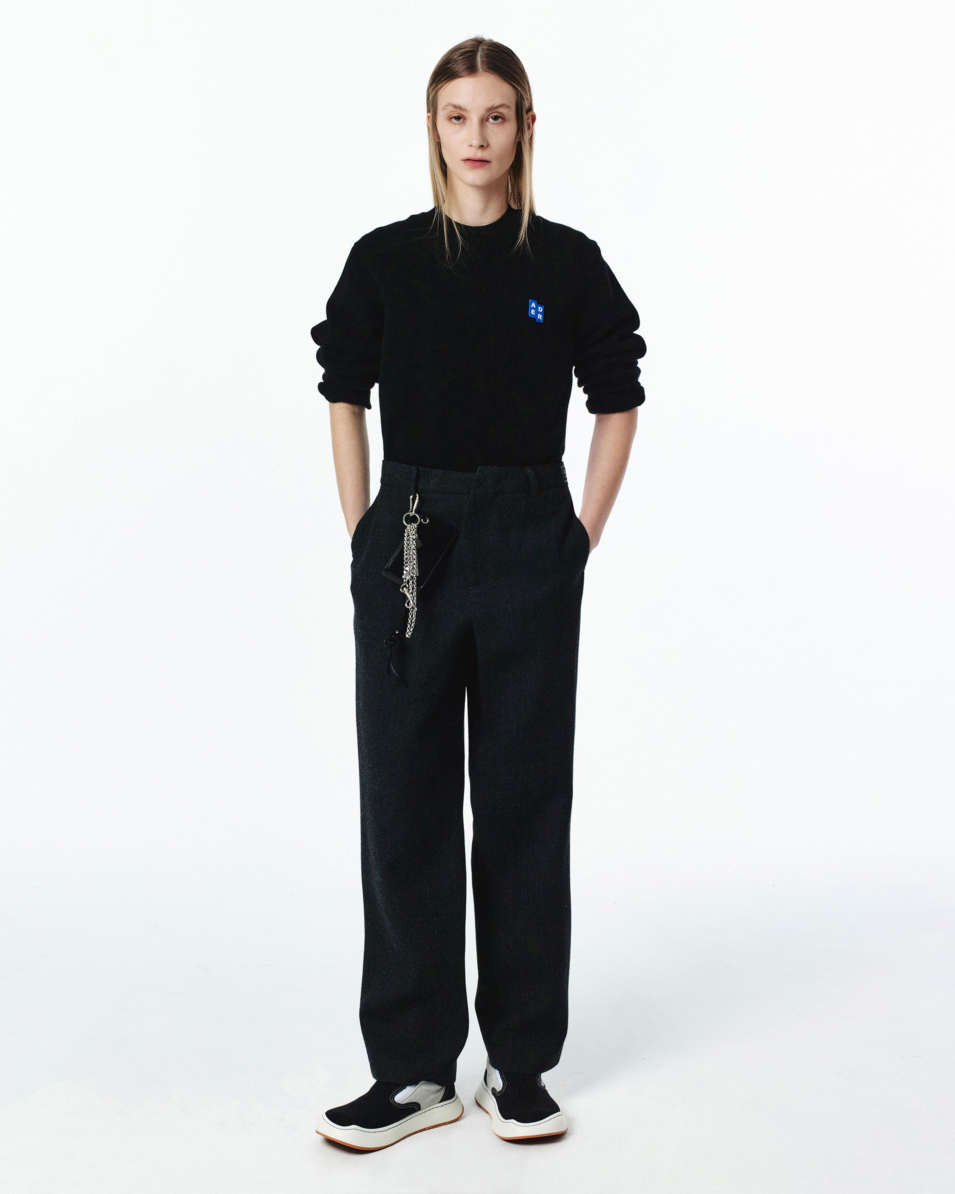 Ader Error - Sig; BL Tag knit 01 (Noir) product image 2 | TRAB K-Fashion Australia