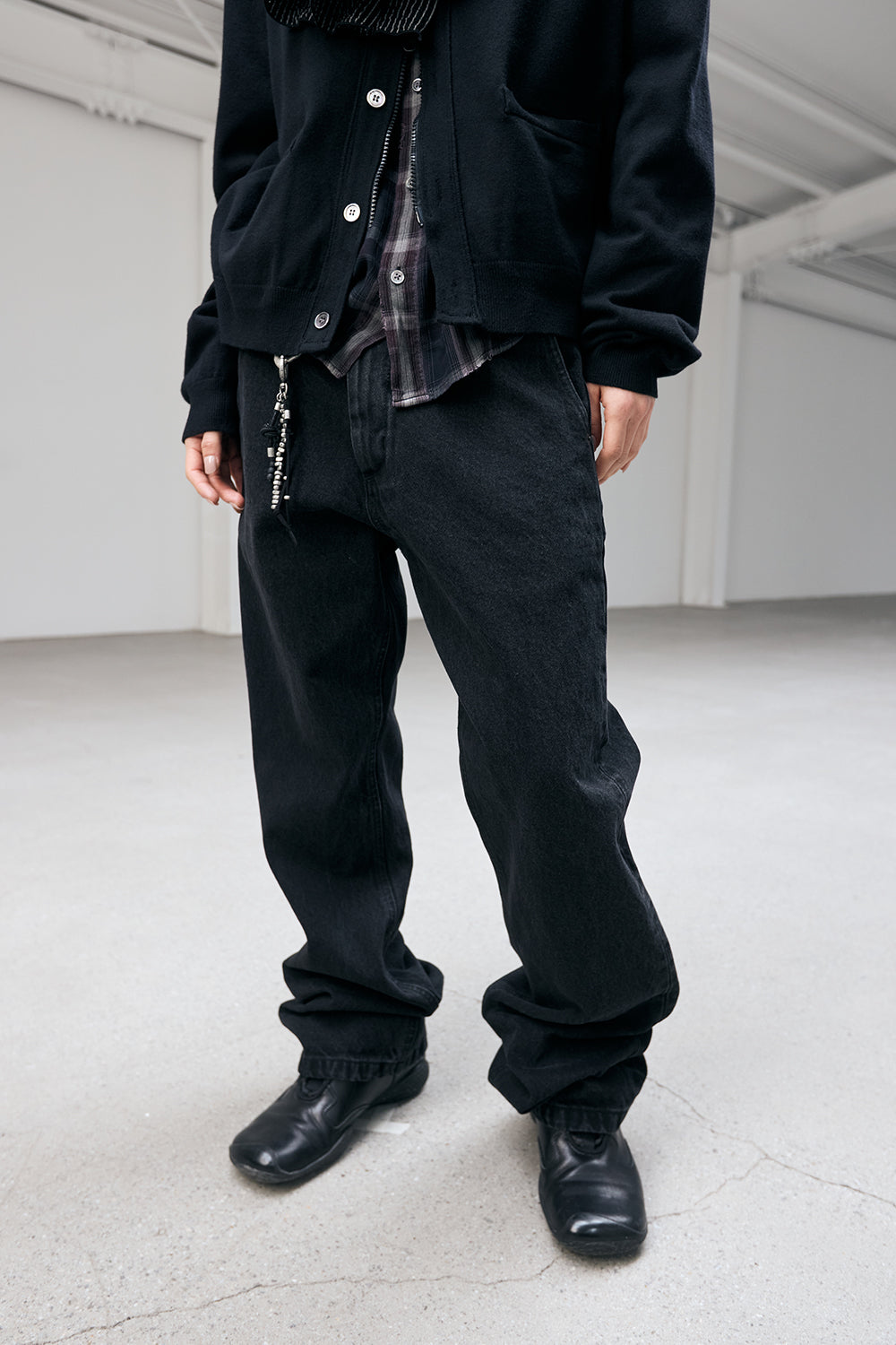 Hatchingroom - Boots Cut Jeans (Black) product image 10 | TRAB K-Fashion Australia