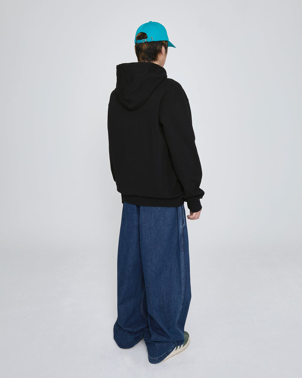 yeseyesee - Arch Logo Hoodie (Black) product image 9 | TRAB K-Fashion Australia