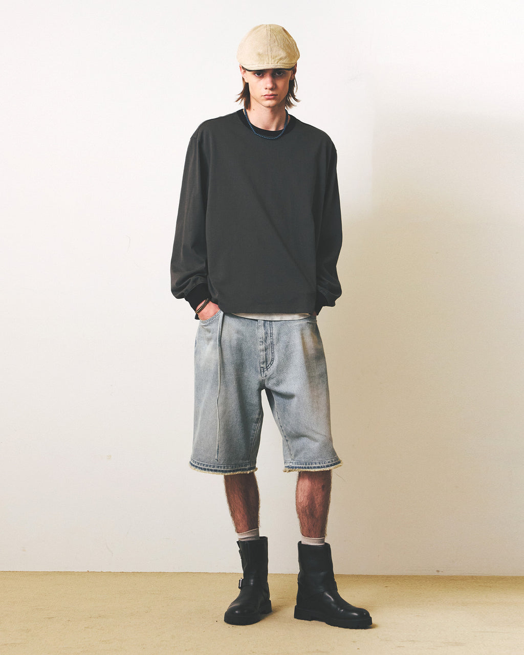 Eastlogue - 11 Ringer L.s T-shirts (Charcoal & Black) product image 1 | TRAB K-Fashion Australia