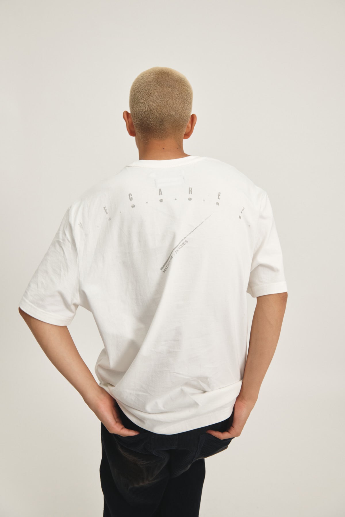 Matin Kim - Peaches Logo Graphic Top (White) product image 13 | TRAB K-Fashion Australia
