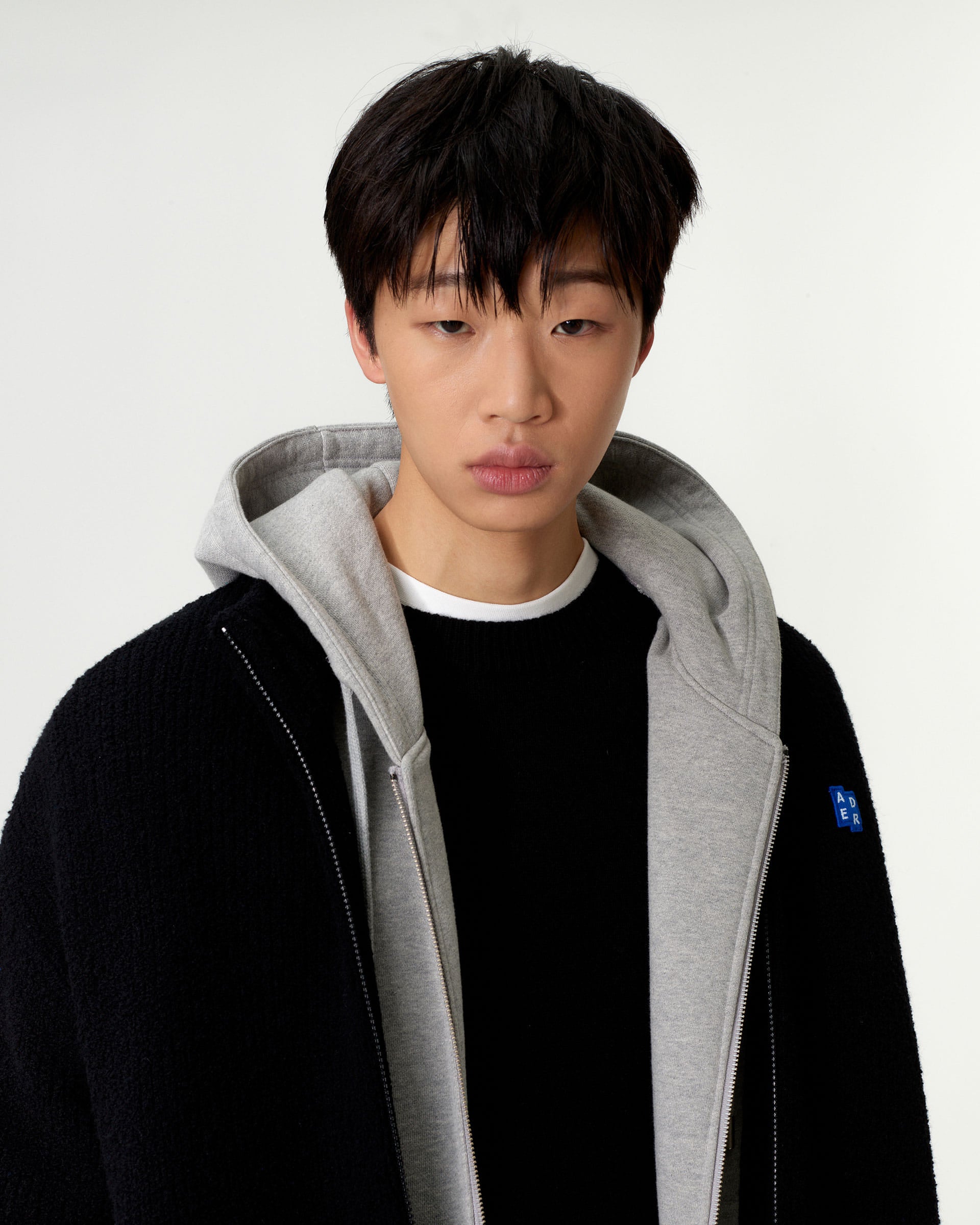 Ader Error - Sig; BL Tag knit zip-up 01 (Noir) product image 3 | TRAB K-Fashion Australia