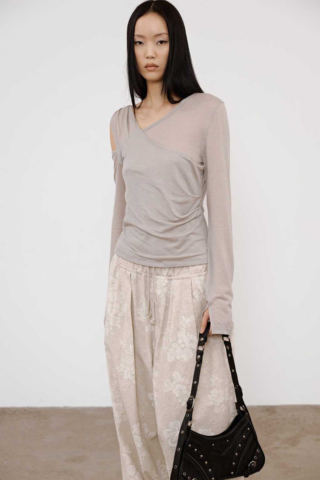 Deinet - One Shoulder Draped Asymmetric Top (Beige) product image 7 | TRAB K-Fashion Australia