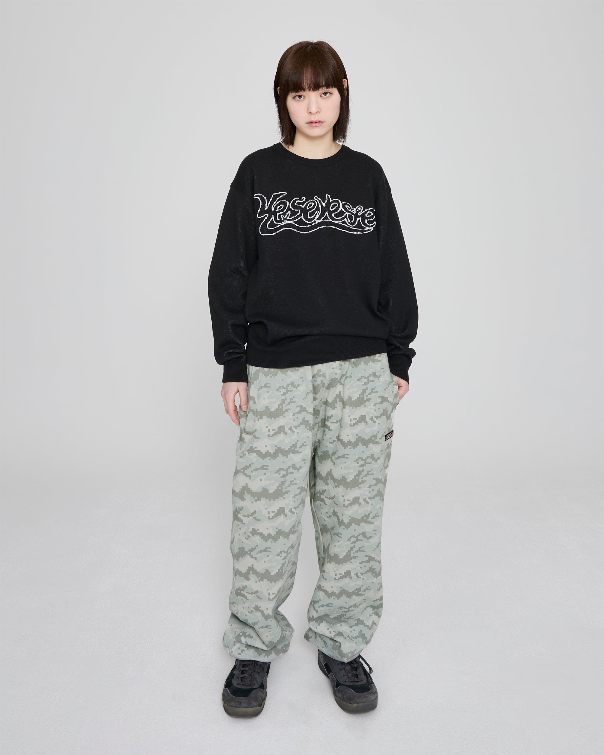 yeseyesee - Snail Logo Long Sleeve Knit Pullover (Black) product image 10 | TRAB K-Fashion Australia