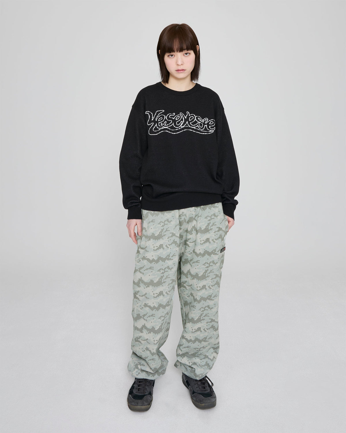 yeseyesee - Snail Logo Long Sleeve Knit Pullover (Black) product image 10 | TRAB K-Fashion Australia