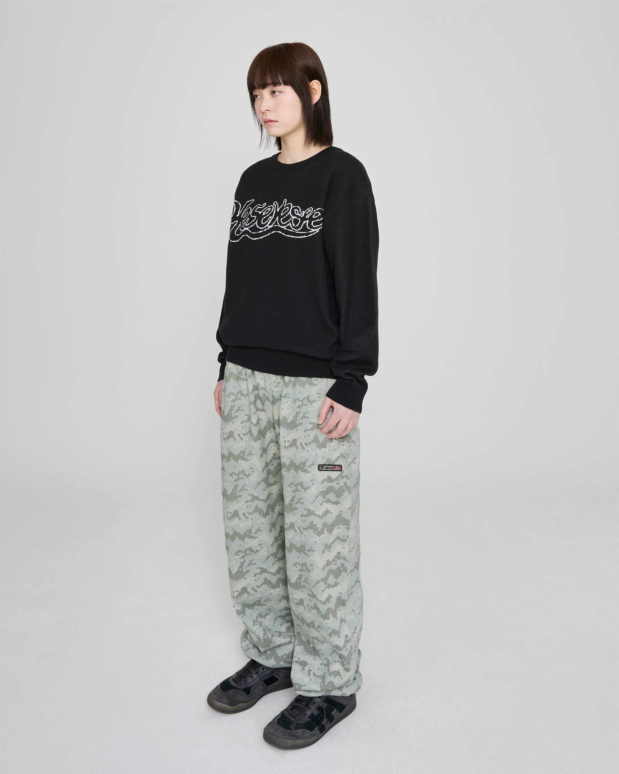 yeseyesee - Snail Logo Long Sleeve Knit Pullover (Black) product image 11 | TRAB K-Fashion Australia