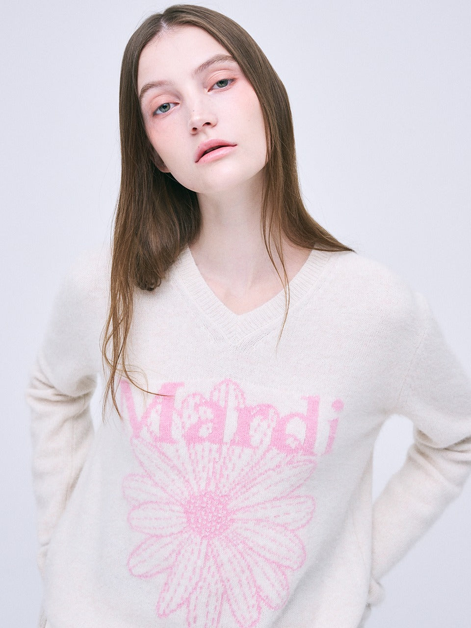 Mardi Mercredi - Raccoon Blended V Neck Flowermardi (Ivory Pink) product image 1 | TRAB K-Fashion Australia