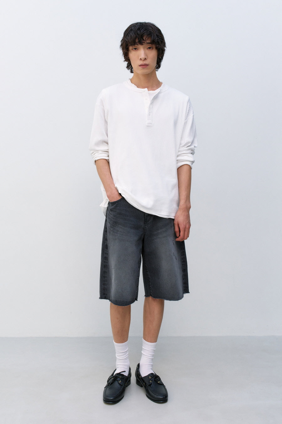 Insilence - Distressed Denim Shorts (Black) product image 6 | TRAB K-Fashion Australia