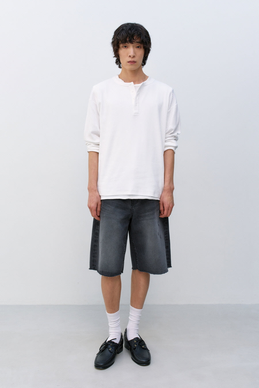 Insilence - Distressed Denim Shorts (Black) product image 1 | TRAB K-Fashion Australia