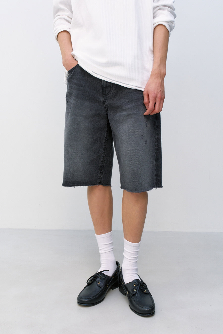 Insilence - Distressed Denim Shorts (Black) product image 3 | TRAB K-Fashion Australia