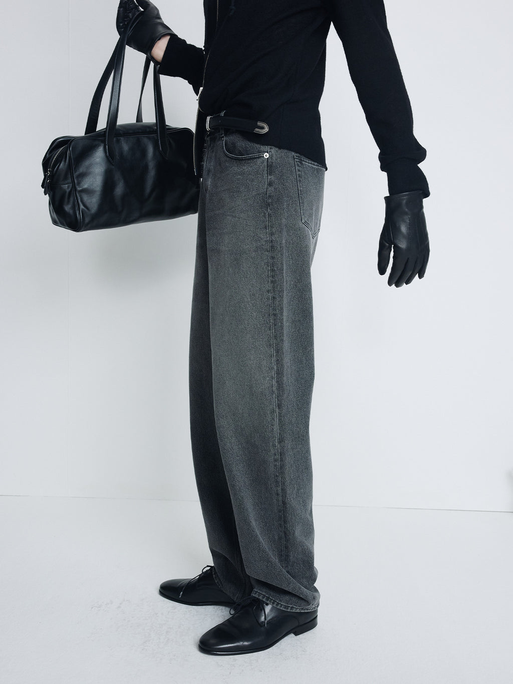 Tonywack - Loose Tapered Denim Jeans (Vintage Faded Black) product image 6 | TRAB K-Fashion Australia