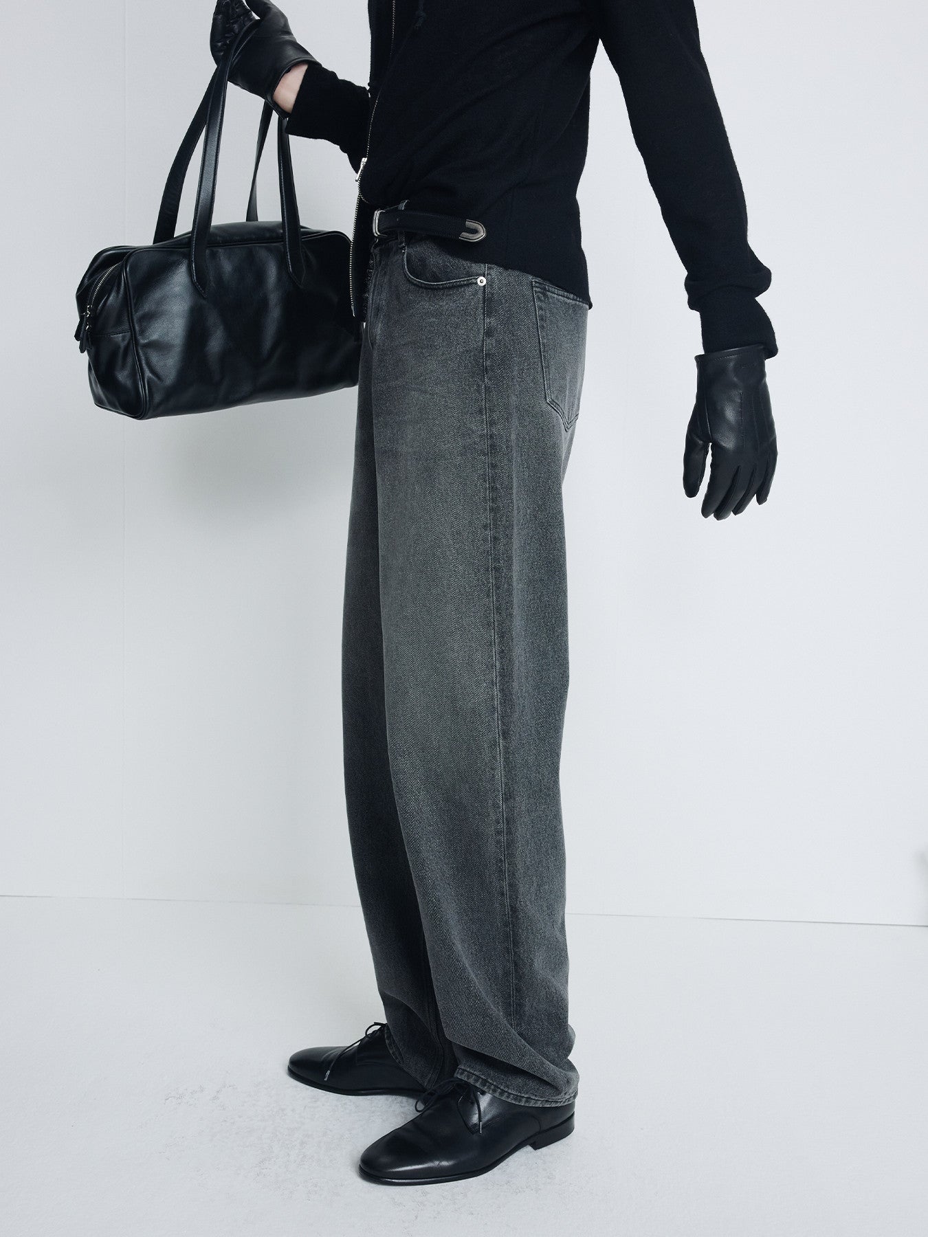 Tonywack - Loose Tapered Denim Jeans (Vintage Faded Black) product image 6 | TRAB K-Fashion Australia