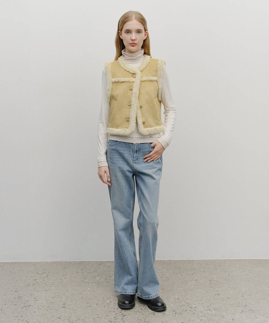 Marithe & Francois Girbaud - Shearling Crop Vest (Beige) product image 5 | TRAB K-Fashion Australia