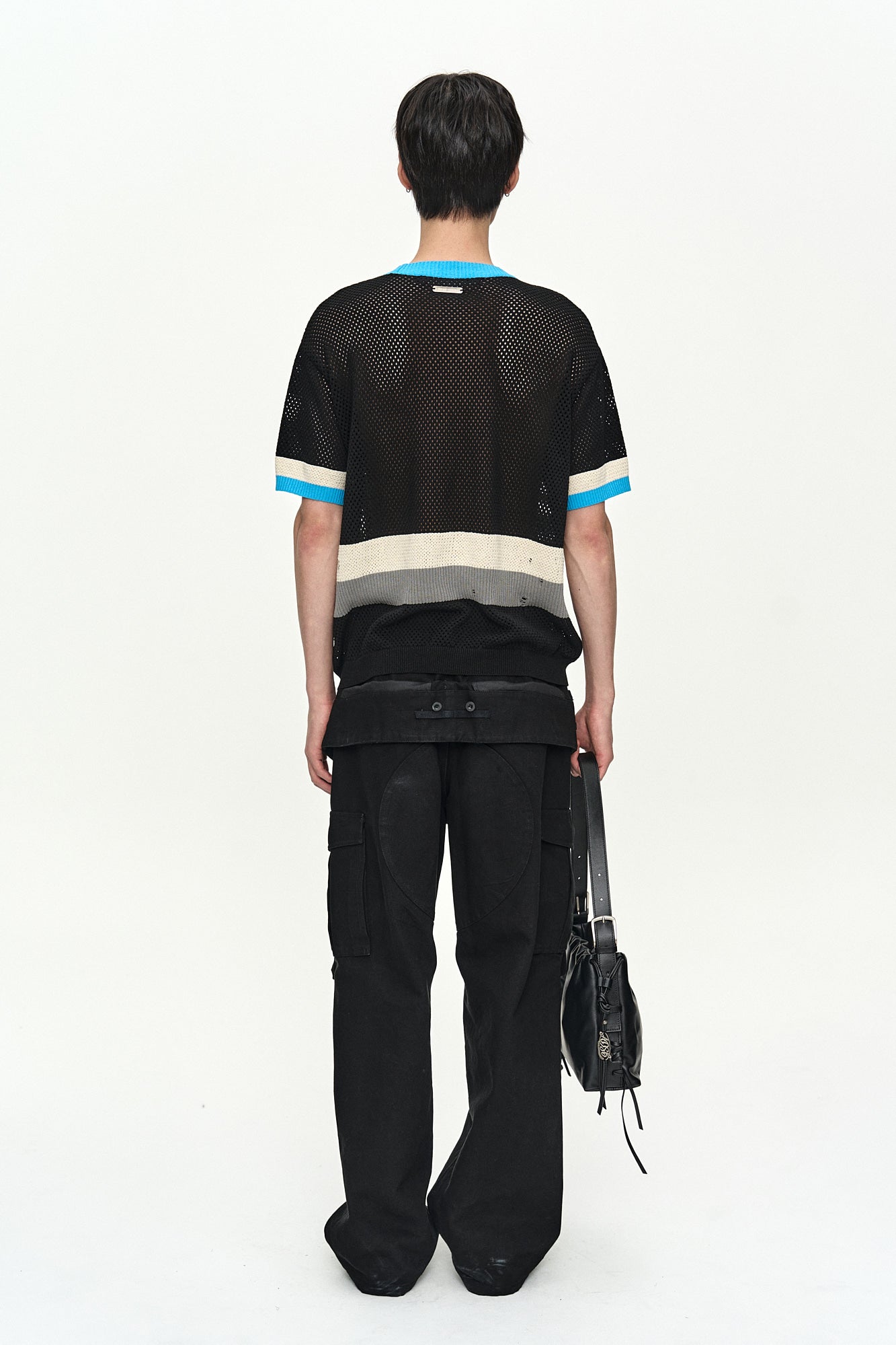 Andersson Bell - Color-Blocked Short Sleeve Crew-Neck Sweater (Black/Blue) product image 4 | TRAB K-Fashion Australia