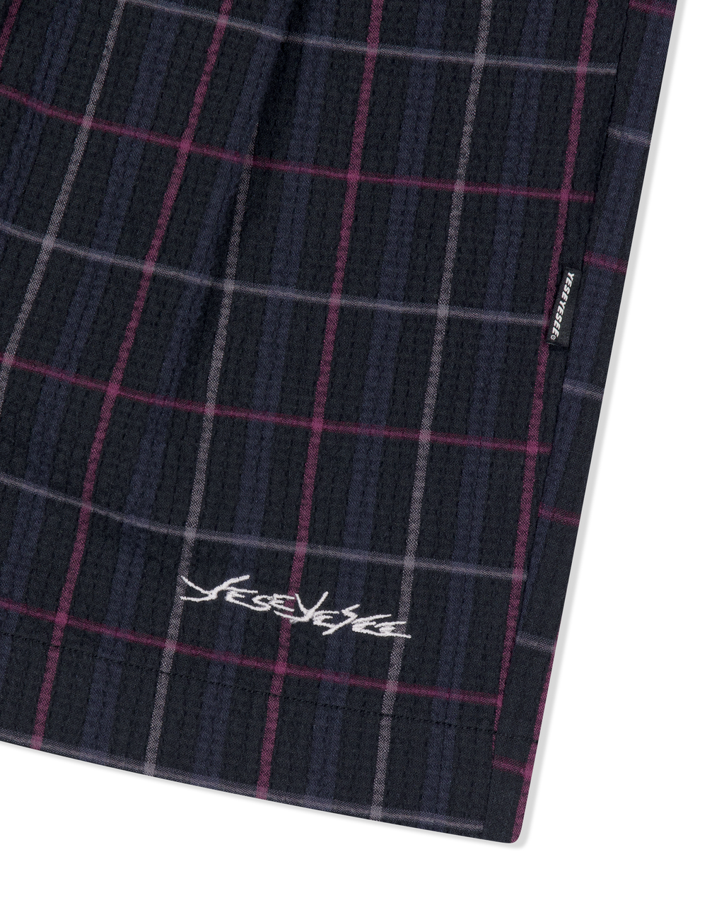 yeseyesee - Crinkled Fabric Check Shorts (Black) product image 4 | TRAB K-Fashion Australia