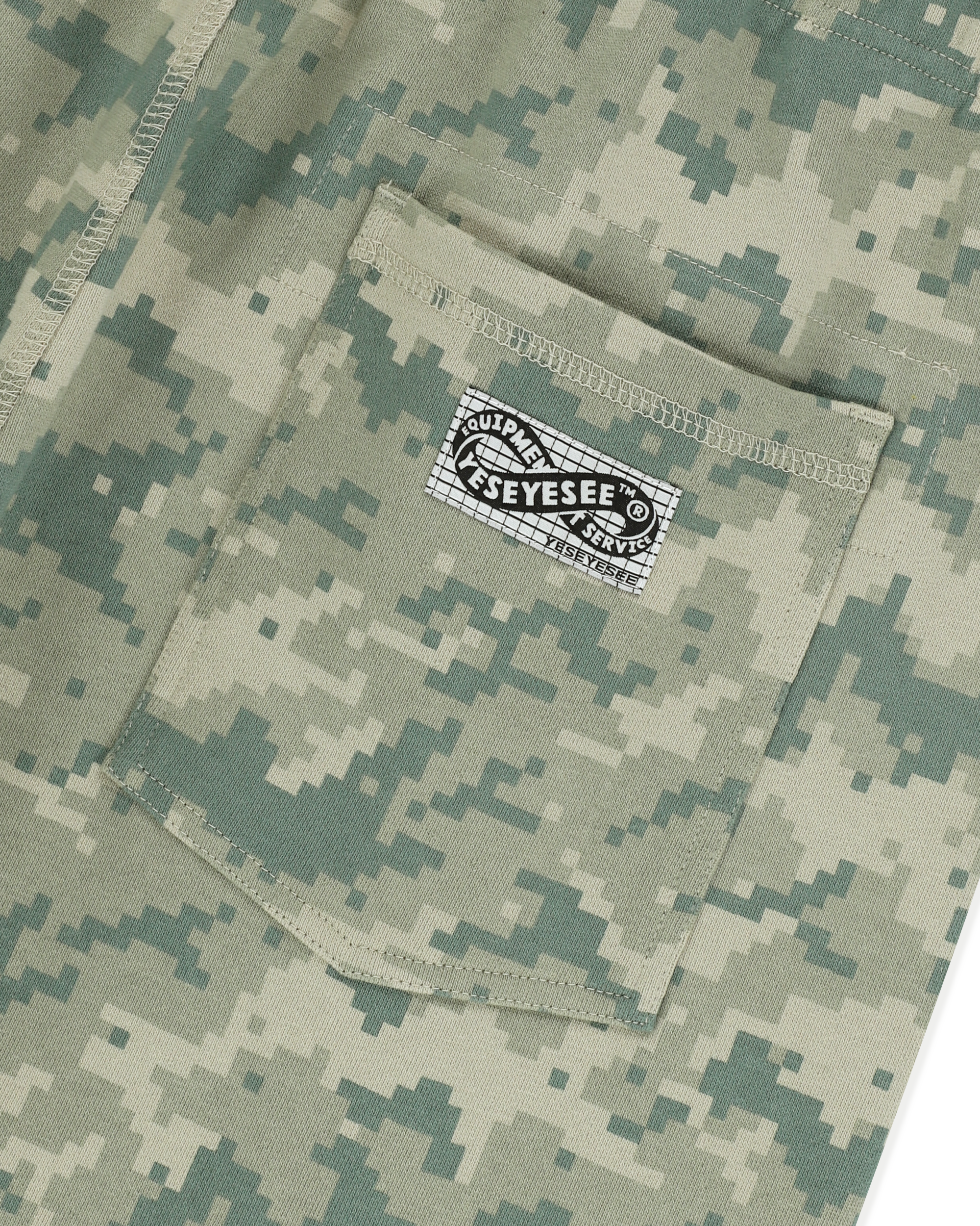 yeseyesee - SN Camo Sweatpants (Jungle) product image 4 | TRAB K-Fashion Australia