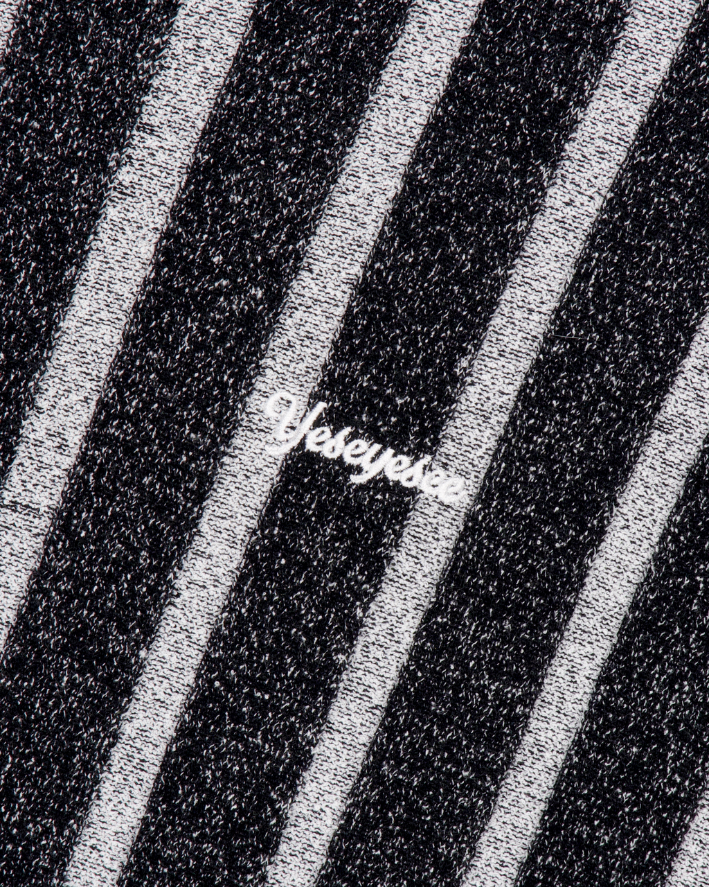 yeseyesee - Stipe Knit Pullover (Black) product image 4 | TRAB K-Fashion Australia