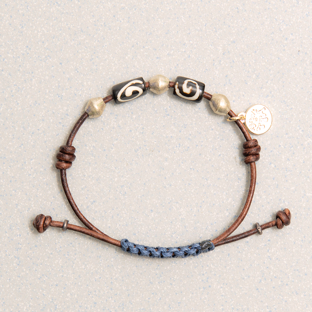 Towtow Archive - Digi Twin Bracelet (White) product image 3 | TRAB K-Fashion Australia