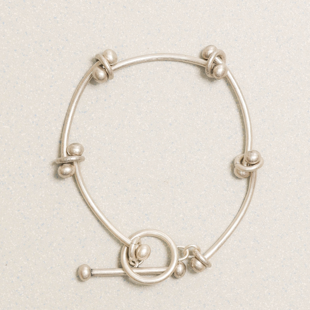 Towtow Archive - [Small - Sequential shipping starting October 12] Llama Bracelet (Silver) product image 1 | TRAB K-Fashion Australia
