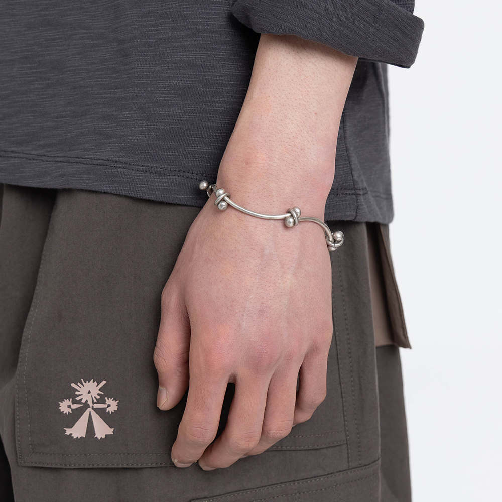 Towtow Archive - [Small - Sequential Shipping Starting October 12] Llama Bracelet (Silver) product image 6 | TRAB K-Fashion Australia