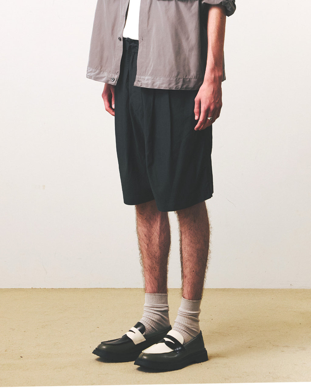 Eastlogue - Comfort Easy Shorts (Charcoal) product image 3 | TRAB K-Fashion Australia