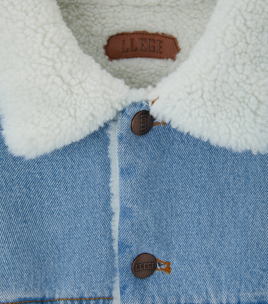 Llege - Shearling Denim Trucker Jacket (Light Blue) product image 3 | TRAB K-Fashion Australia