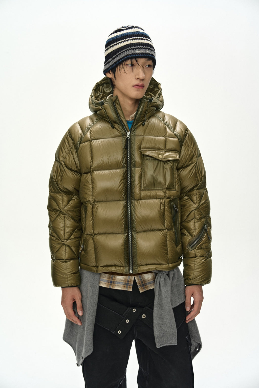 Andersson Bell - Unisex Torino Lightweight Down Jacket (Olive) product image 7 | TRAB K-Fashion Australia