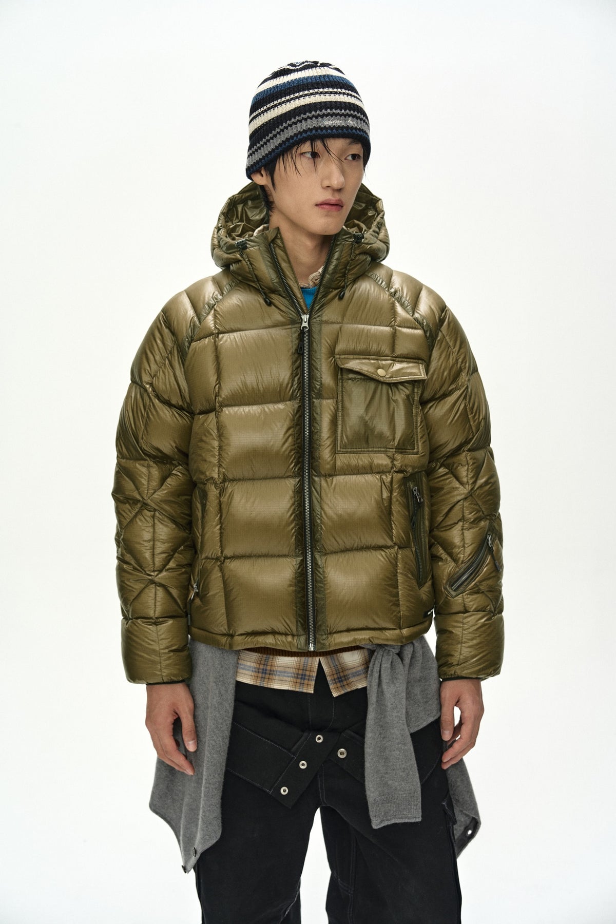 Andersson Bell - Unisex Torino Lightweight Down Jacket (Olive) product image 7 | TRAB K-Fashion Australia