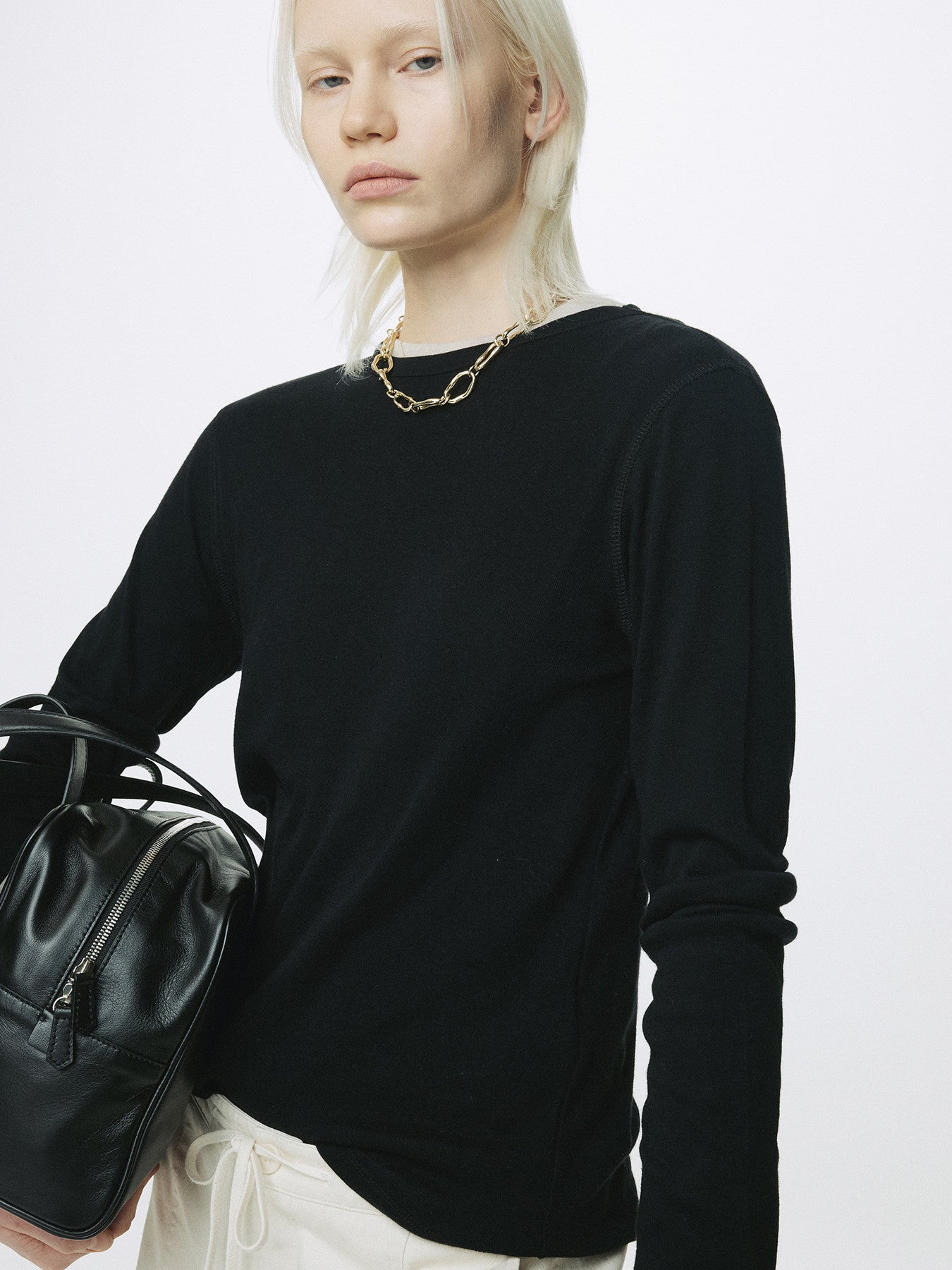 Tonywack - Cotton Cashmere Essential Top (Black) product image 6 | TRAB K-Fashion Australia