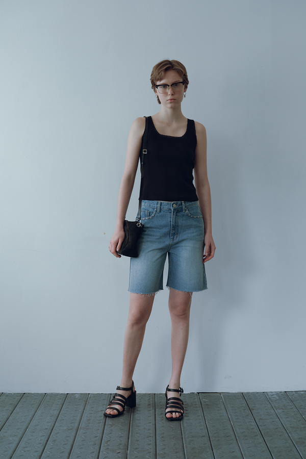 Deinet - Stud Denim Shorts (Light Blue) product image 1 | TRAB K-Fashion Australia