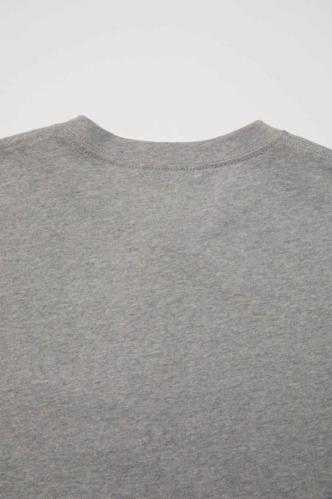 Coor - One-Pocket Long Sleeve Henley T-Shirt (Melange Gray) product image 6 | TRAB K-Fashion Australia