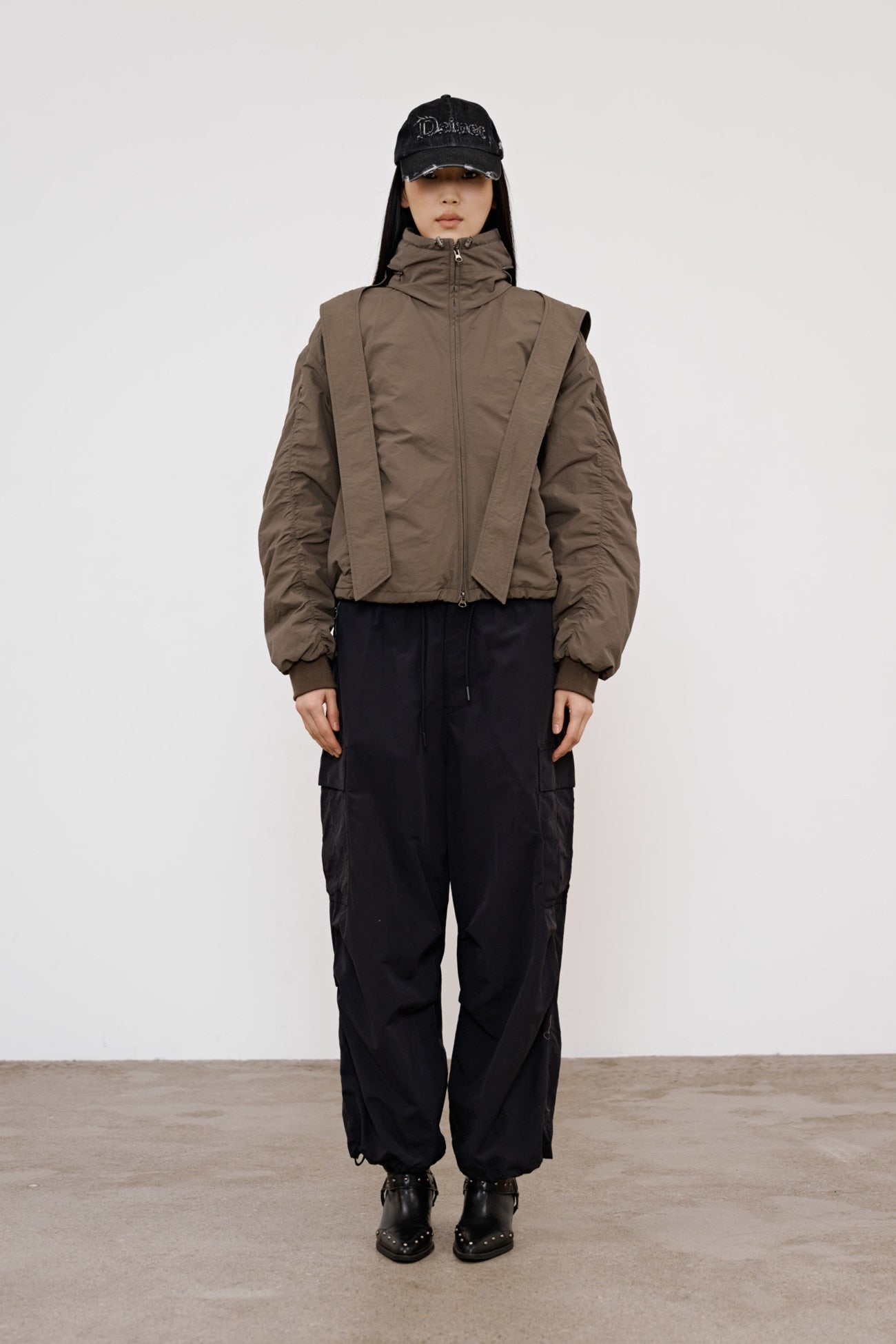 Deinet - Parka Ring Hooded Cropped Jumper (Khaki) product image 1 | TRAB K-Fashion Australia