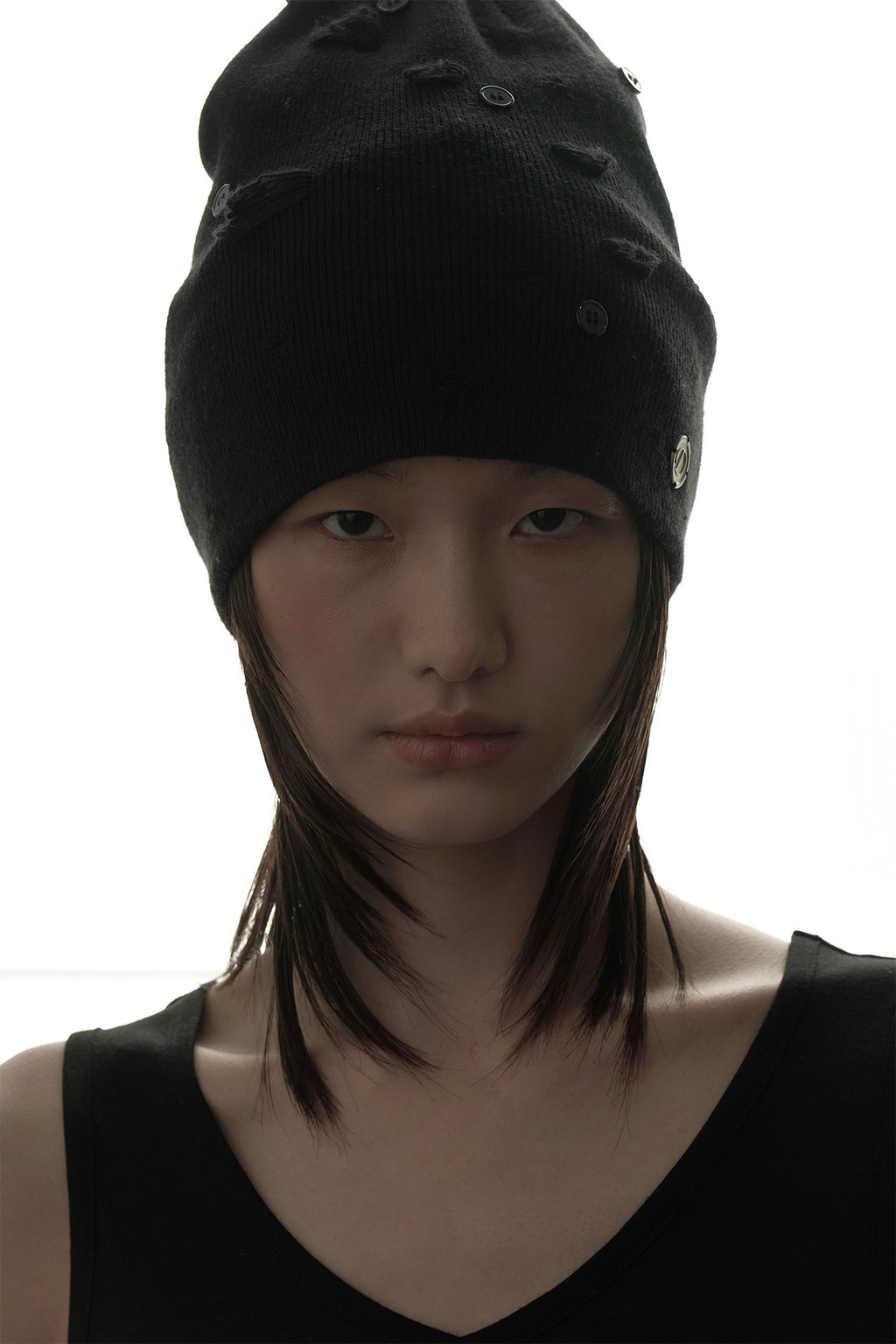 Deinet - Vintage Button Beanie (Black) product image 1 | TRAB K-Fashion Australia