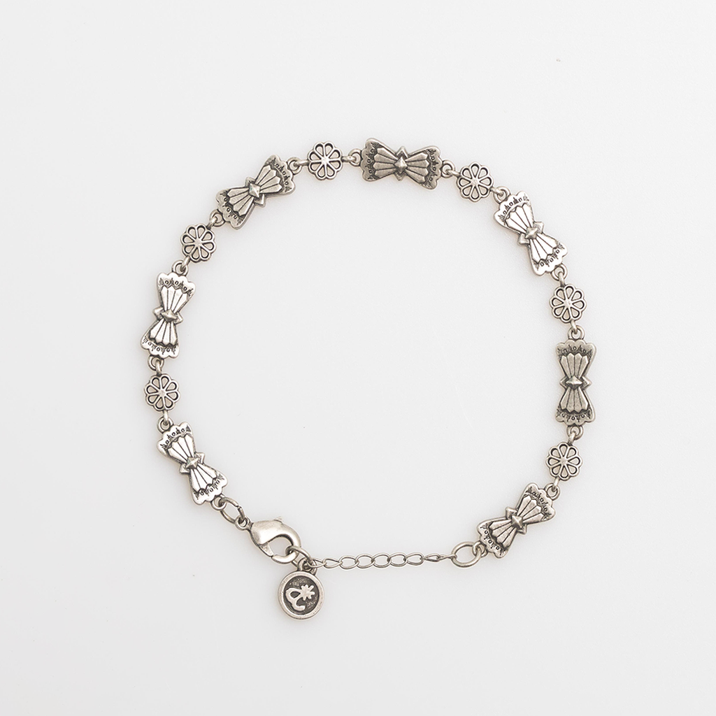 Towtow Archive - Concho Bow Bracelet Silver Burnish (OC) product image 1 | TRAB K-Fashion Australia
