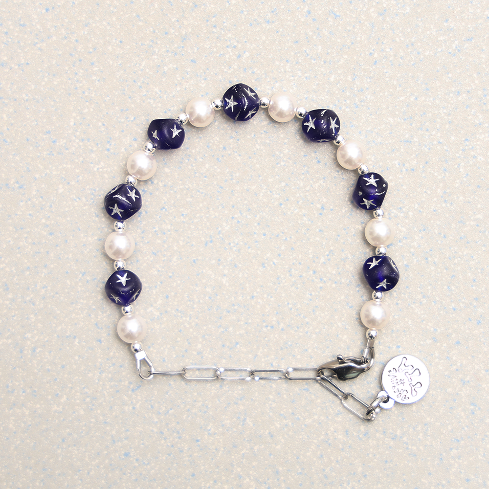 Towtow Archive - Star Cube Pearl Bracelet (Navy) product image 1 | TRAB K-Fashion Australia