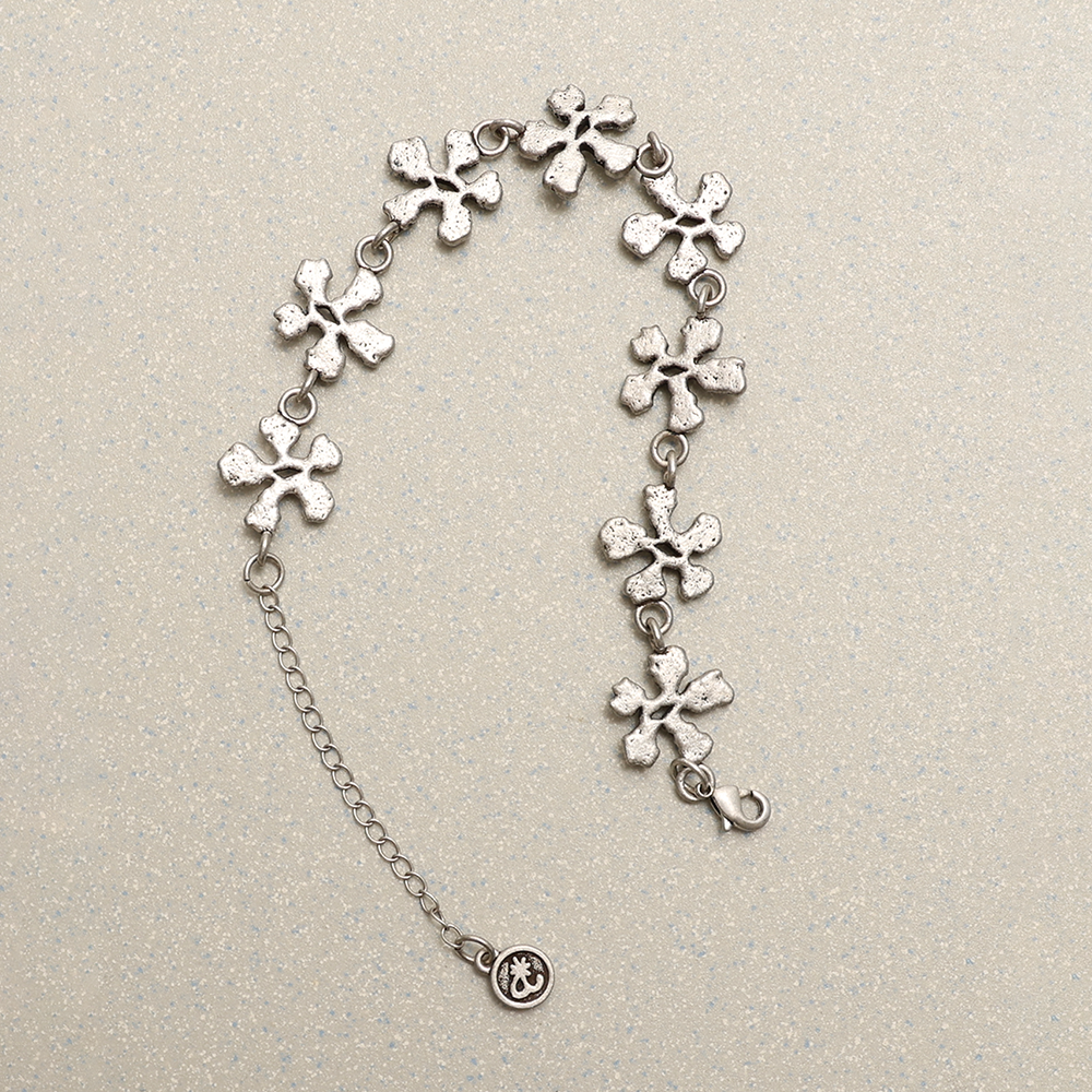 Towtow Archive - Steel Petal Bracelet (Black) product image 5 | TRAB K-Fashion Australia