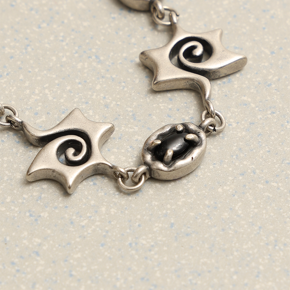 Towtow Archive - Swirl Star Gem Link Bracelet (Black) product image 3 | TRAB K-Fashion Australia