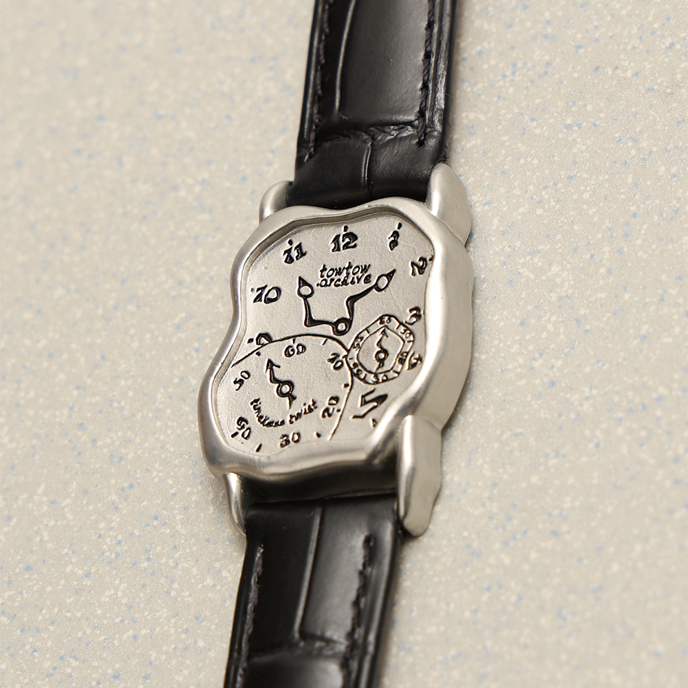 Towtow Archive - Timeless Twist Wristlet 4.0 (Black & Silver) product image 5 | TRAB K-Fashion Australia