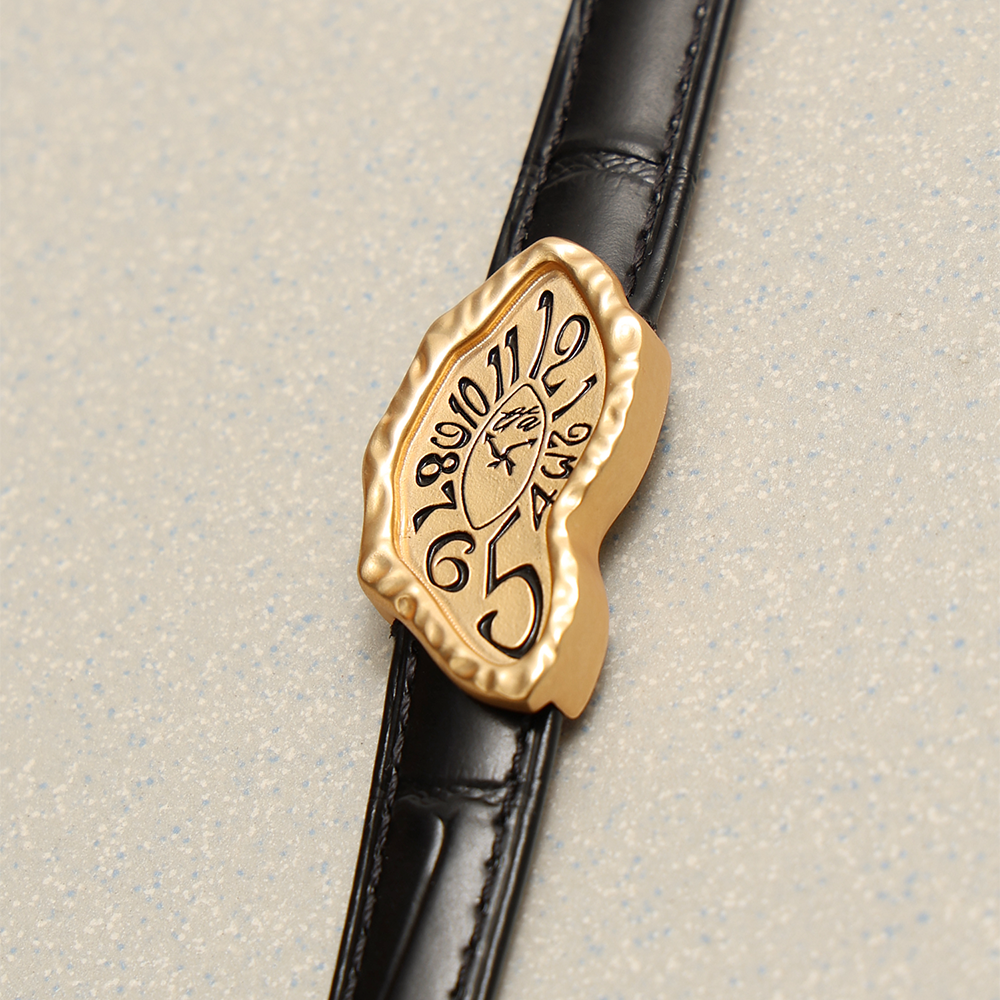 Towtow Archive - Timeless Twist Wristlet 5.0 (Black & Gold) product image 6 | TRAB K-Fashion Australia