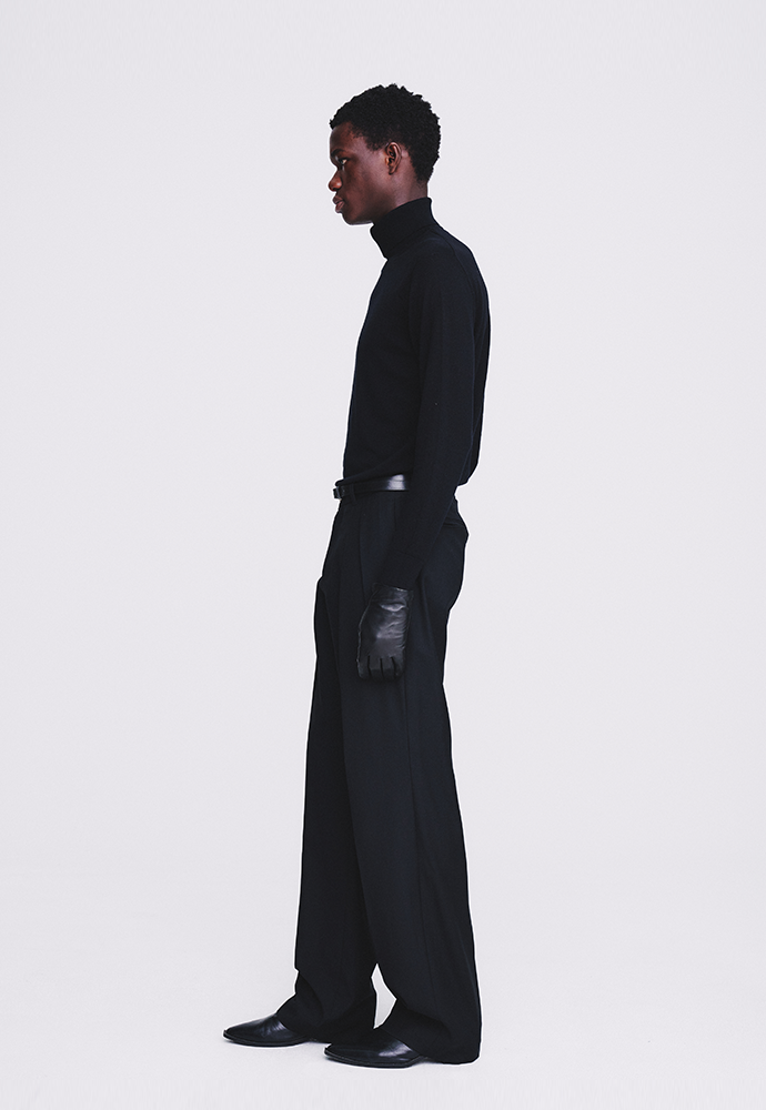 Tonywack - Double-Pleats Relaxed Trousers (Black) product image 2 | TRAB K-Fashion Australia