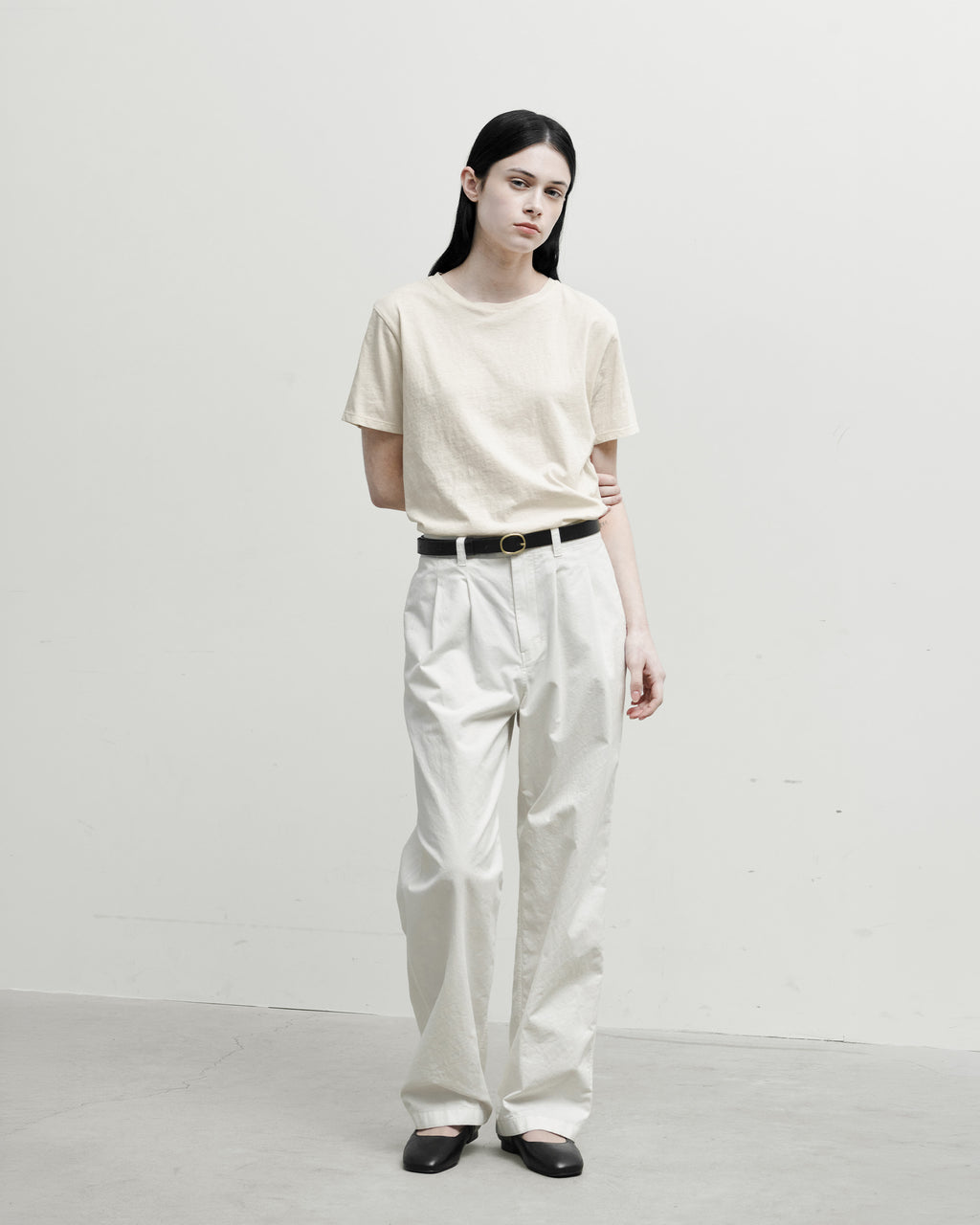 Brownyard - Round Easy T Shirt (Ivory) product image 1 | TRAB K-Fashion Australia