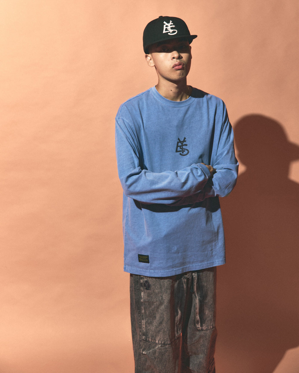 yeseyesee - YESEYESEE X NEWERA Dyed Arch Tee (Blue) product image 7 | TRAB K-Fashion Australia