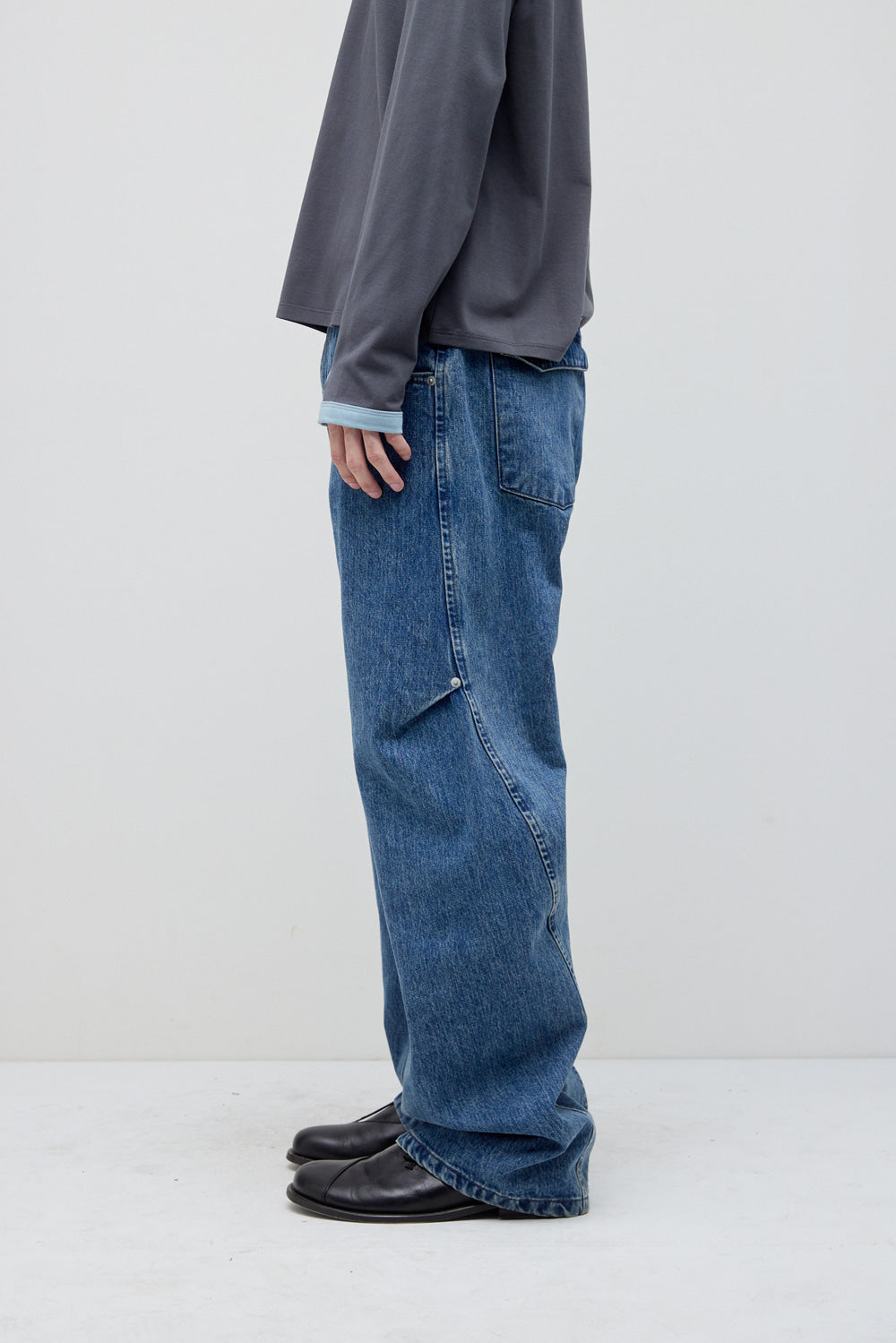 Hatchingroom - River Jeans (Blue) product image 7 | TRAB K-Fashion Australia