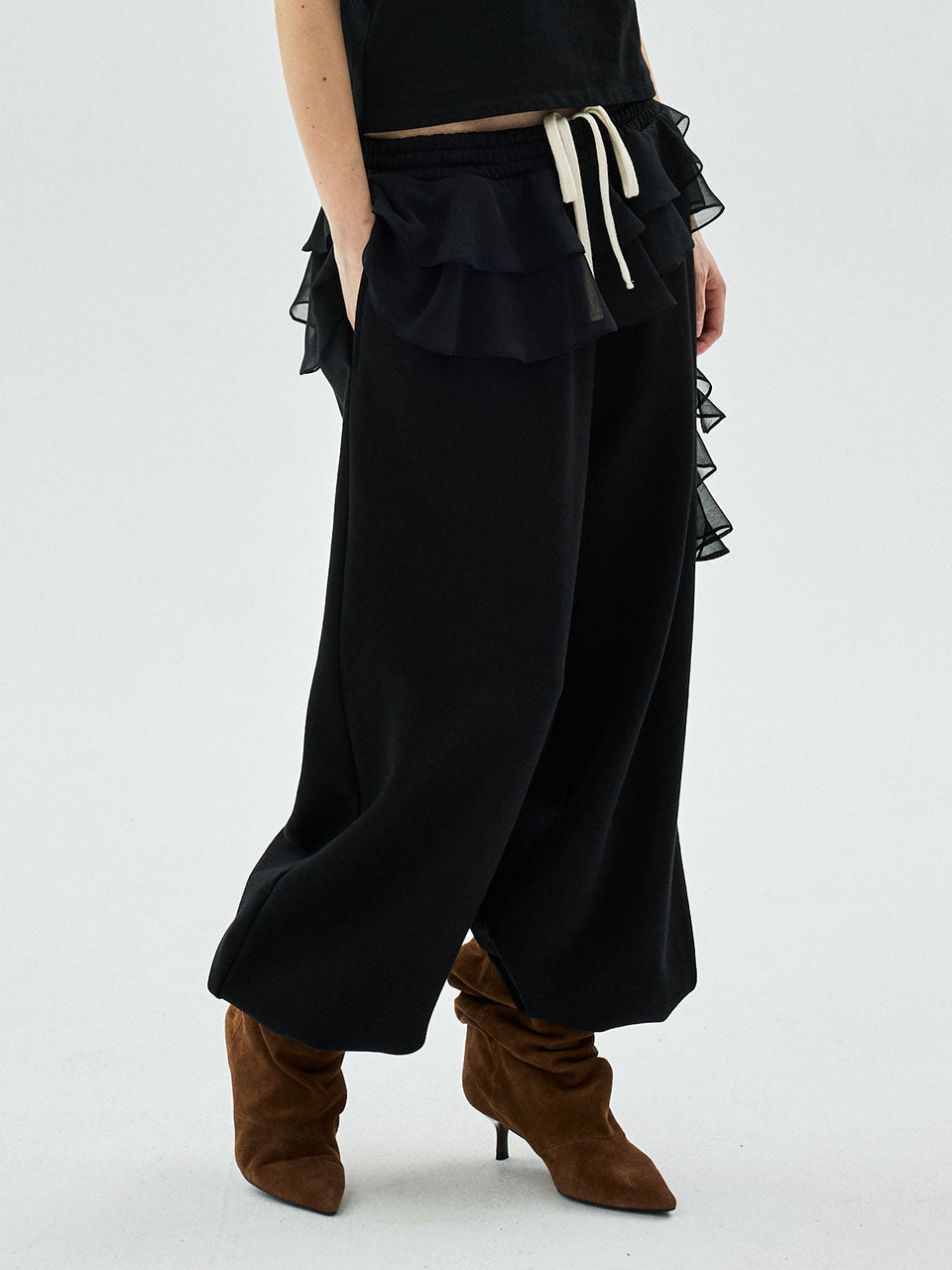 Mardi Mercredi - Chiffon Layered Jogger Pants Frill (Black) product image 1 | TRAB K-Fashion Australia