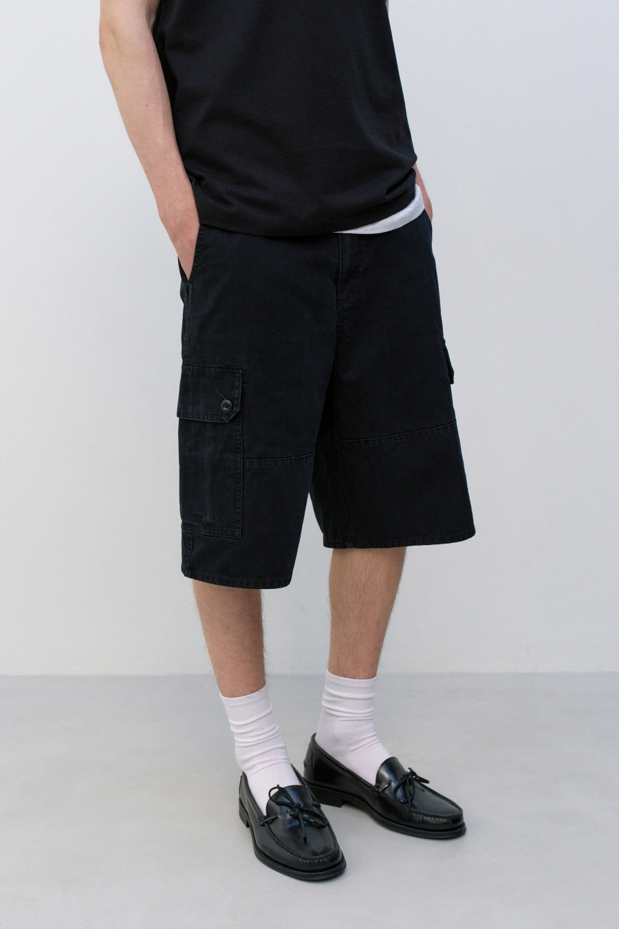 Insilence - HBT Cargo Shorts (Washed Black) product image 4 | TRAB K-Fashion Australia