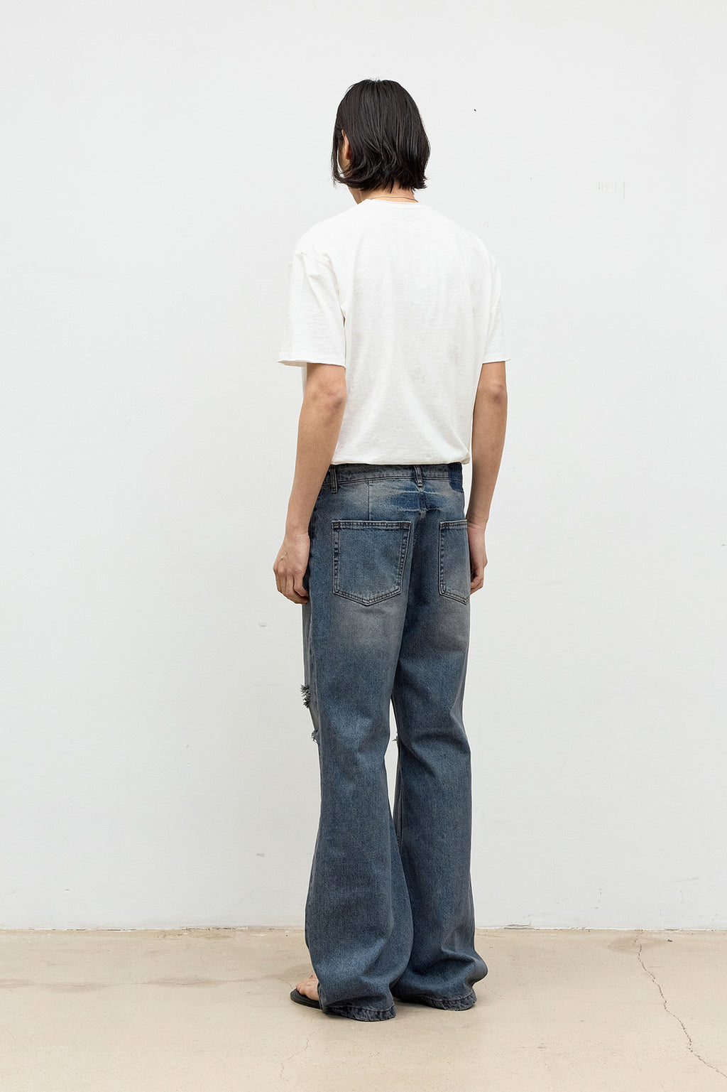 Coor - Low-Cut Cotton Slub T-Shirt (Offwhite) product image 4 | TRAB K-Fashion Australia