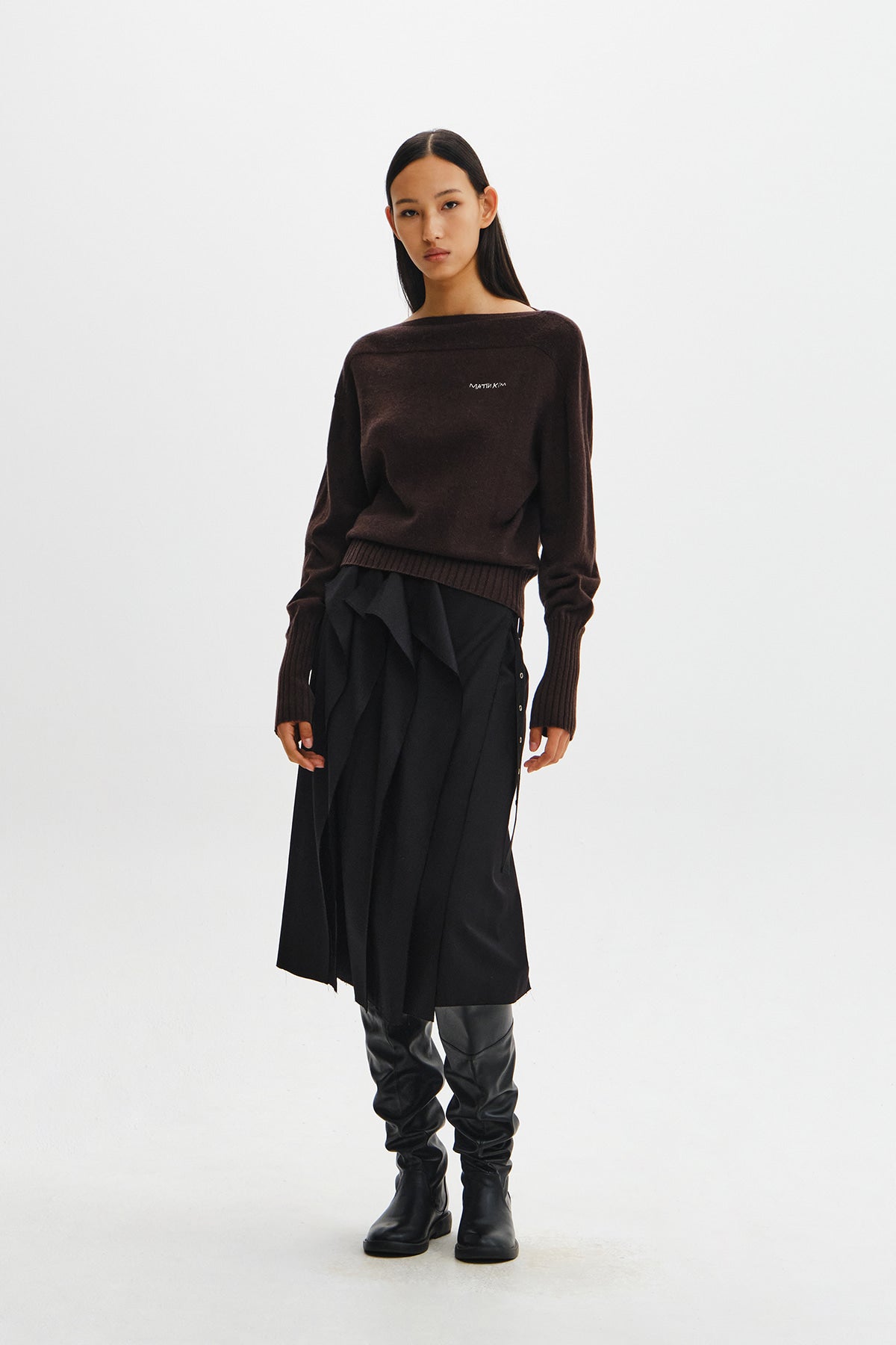 Matin Kim - Boat Neck Volume Sleeve Knit Pullover (Brown) product image 10 | TRAB K-Fashion Australia